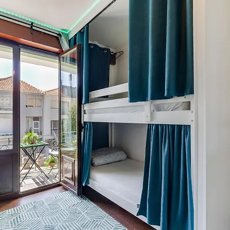 Hostel Casa Da Musica Guesthouse *