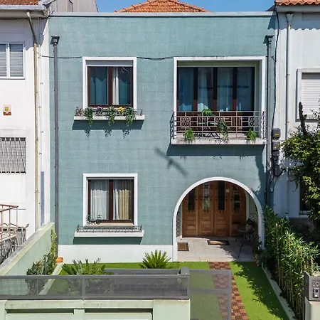 Casa Da Musica Guesthouse Hostel *