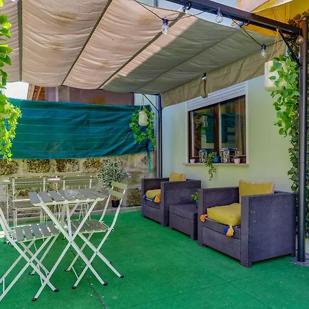 Casa Da Musica Hostel *